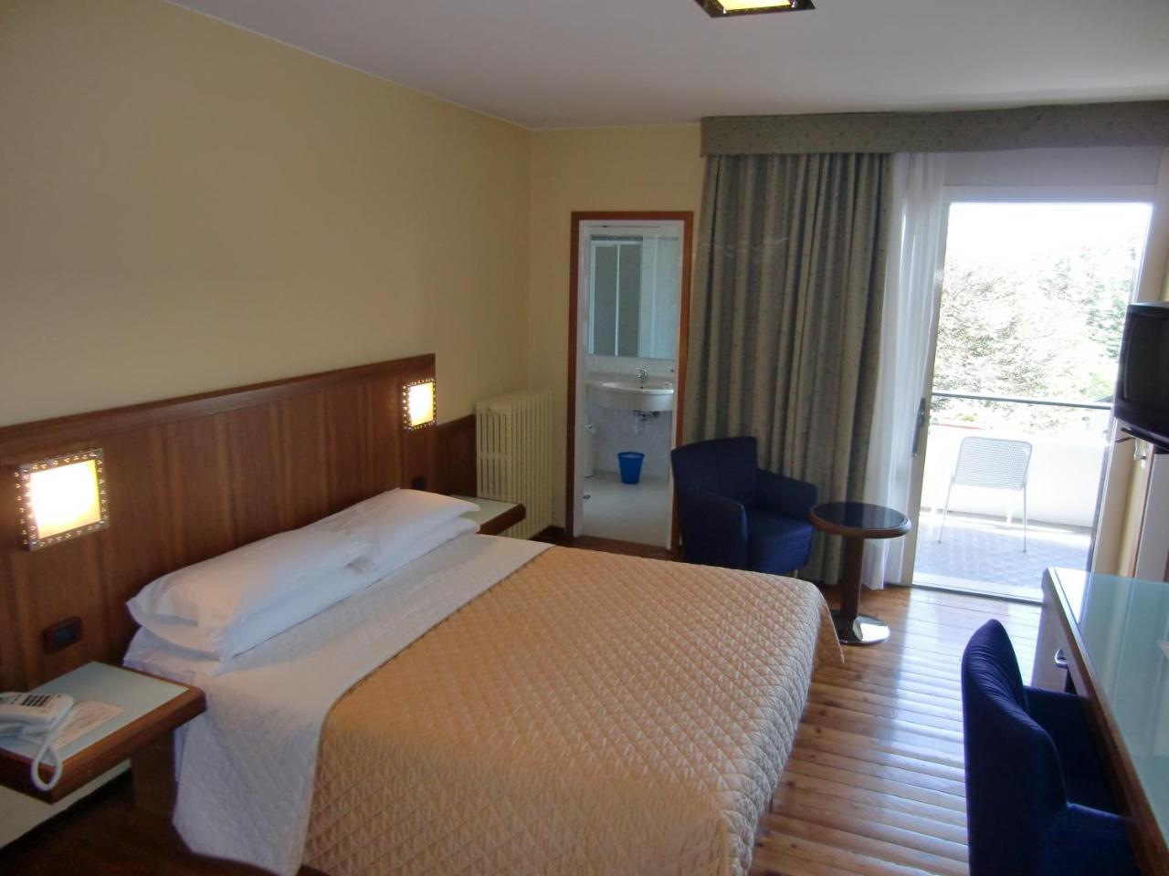 Hotel Premeno Exterior photo