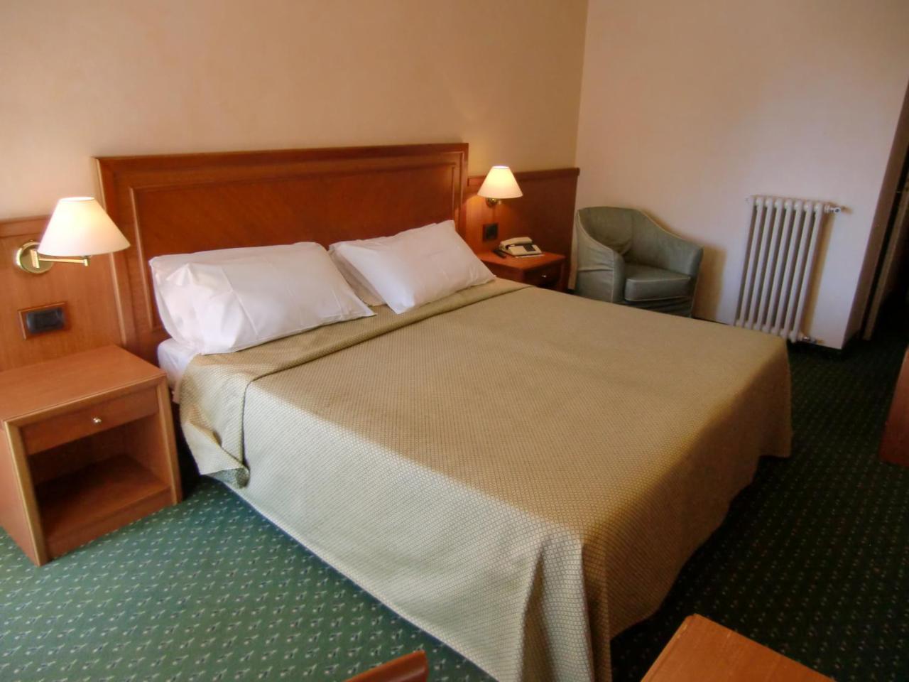 Hotel Premeno Exterior photo