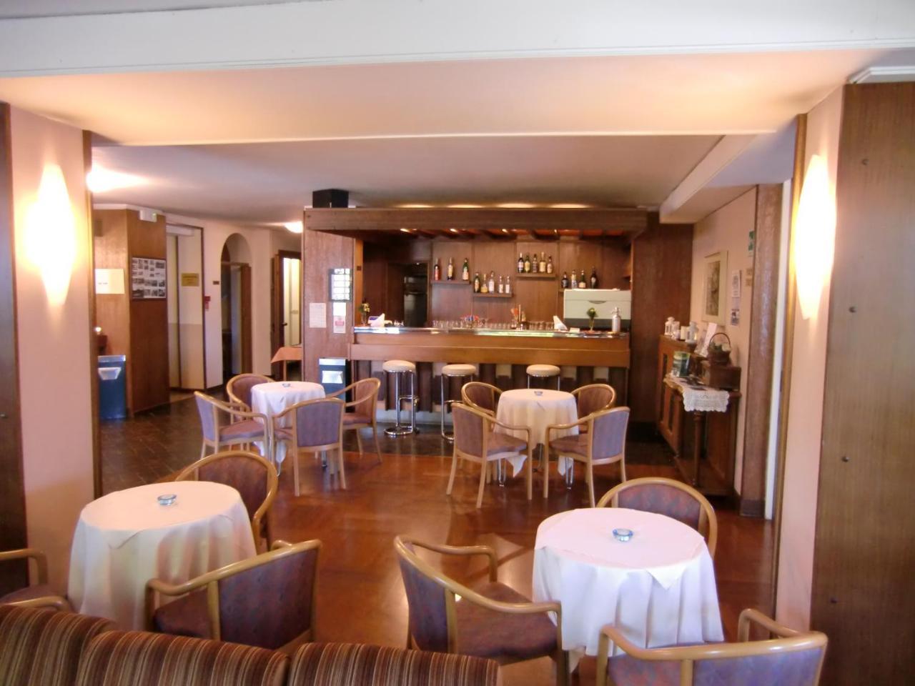 Hotel Premeno Exterior photo