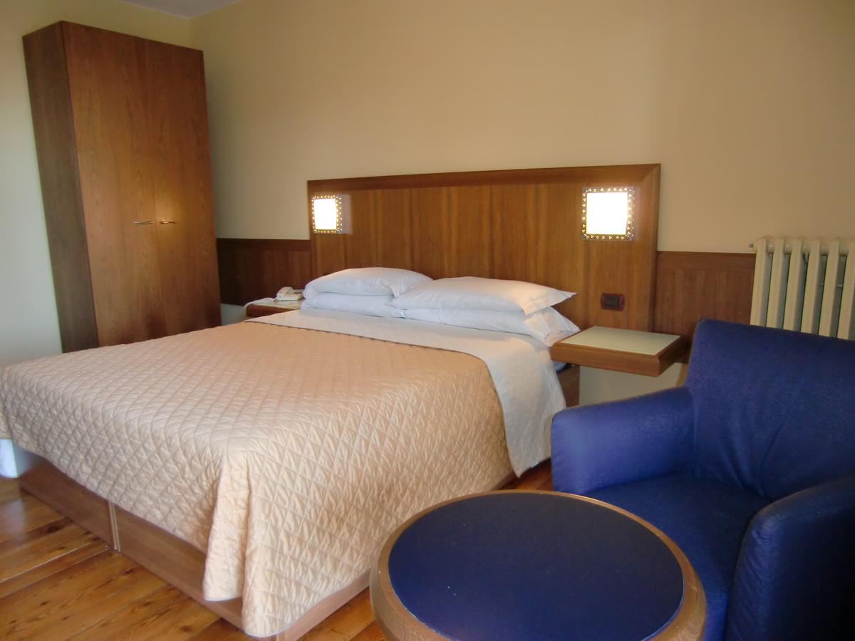 Hotel Premeno Exterior photo